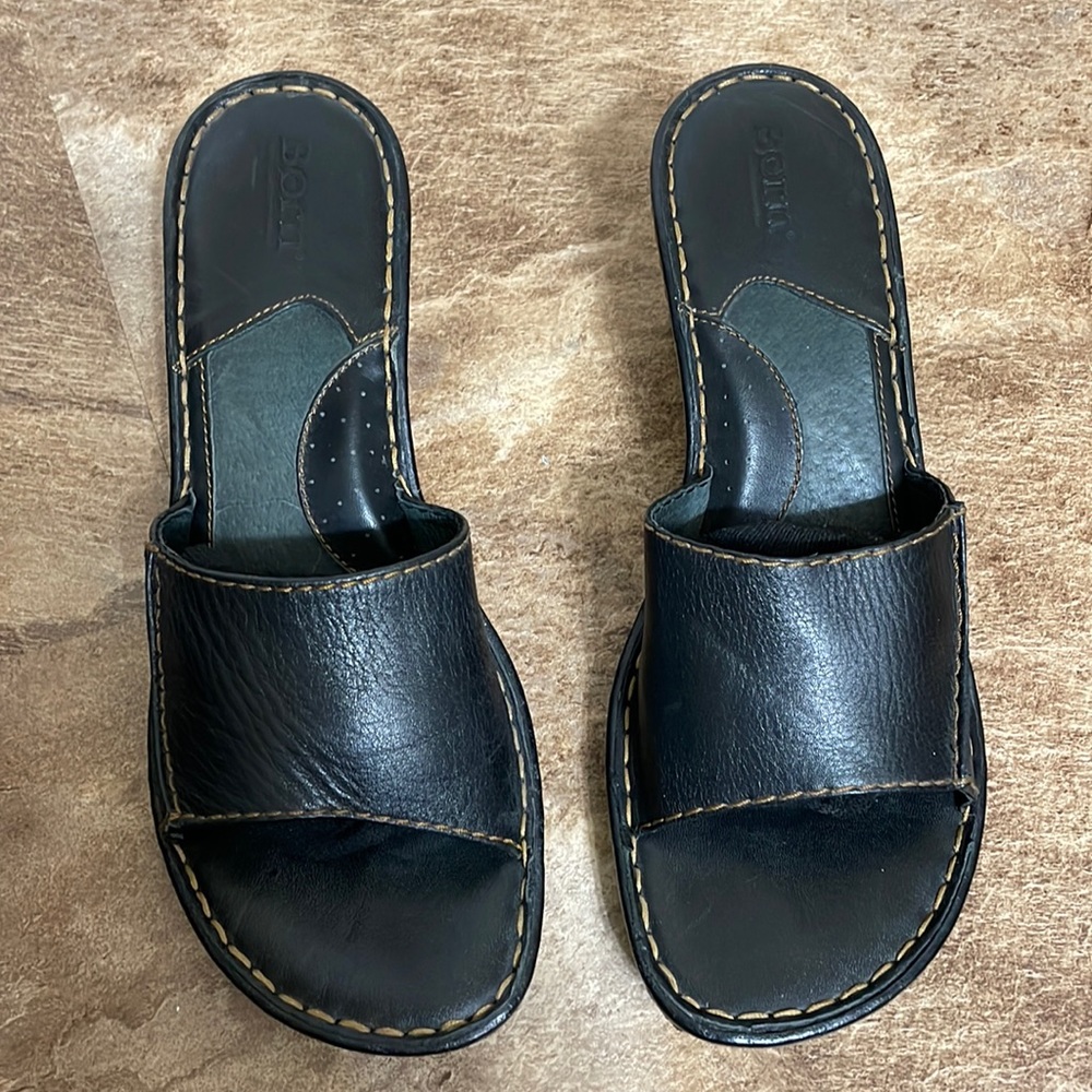 Born sandals size 10